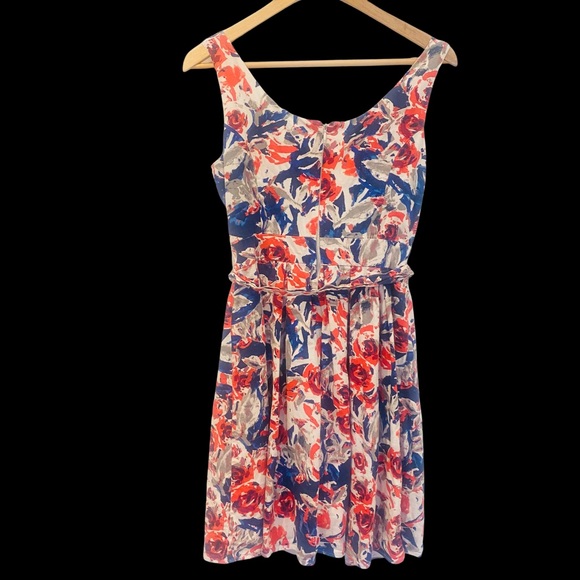 Dress Floral Size 10 Fit Flare Belted Blue Red White Flowers Zip Tulle Lined - Picture 2 of 13